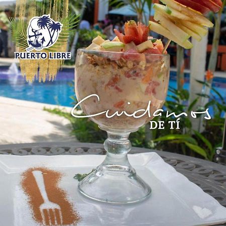 Hotel Puerto Libre Puerto Barrios Eksteriør billede